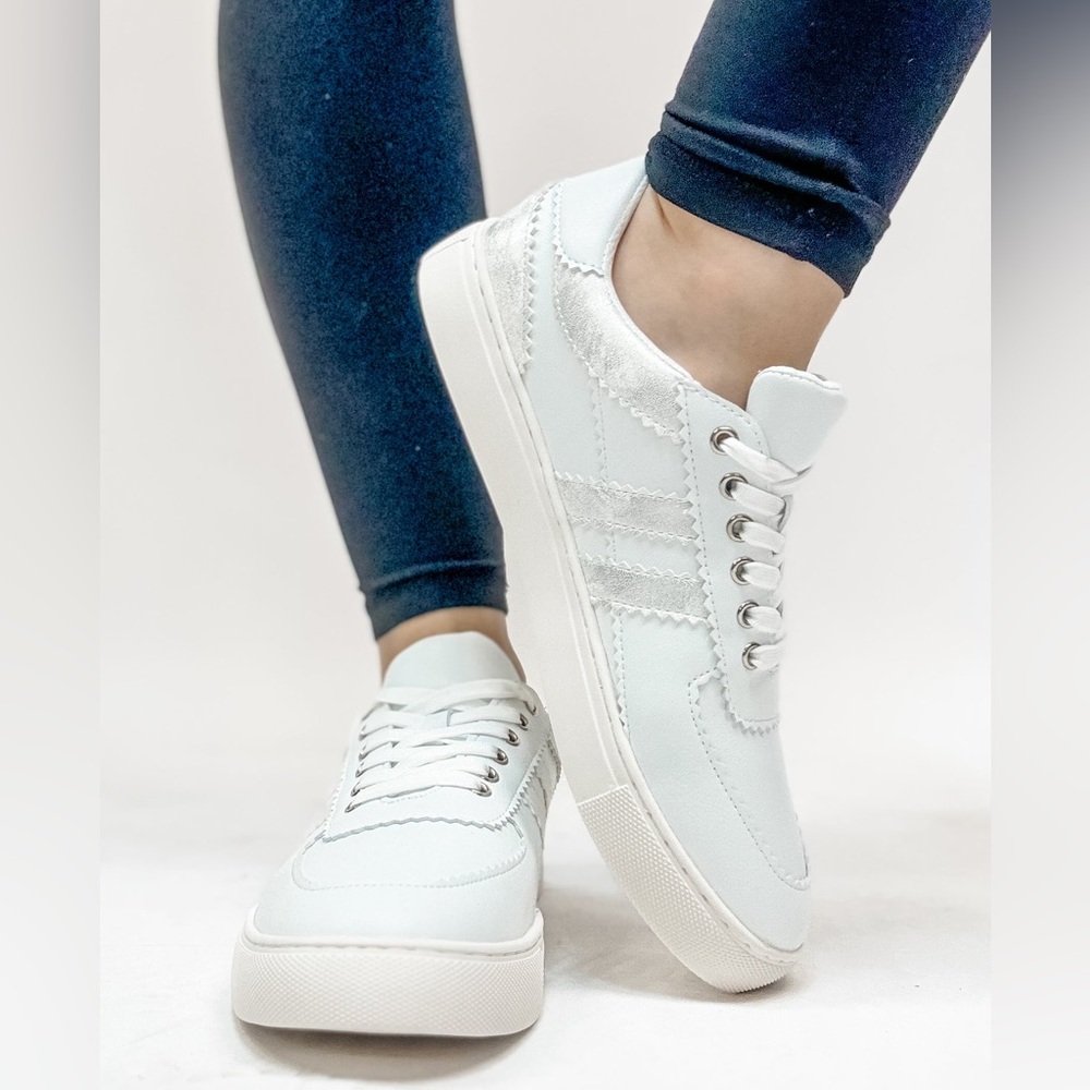 Corky's White Rizz Sneakers! Size 9 - Picture 1 of 9